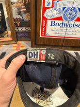 Load image into Gallery viewer, 2000s Notre Dame Faded Fitted Hat (7 1/2)