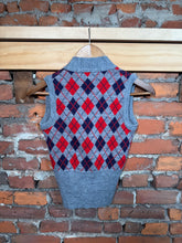 Load image into Gallery viewer, Vintage 70s Cardigan Sweater Vest (WS)
