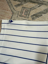 Load image into Gallery viewer, 2000s Chicago Cubs Lee Jersey (M)