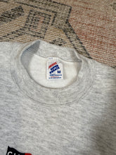 Load image into Gallery viewer, Vintage 2000 Ski Snowshoe Crewneck(M)
