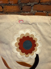 Load image into Gallery viewer, Vintage 70s Flower Bag (No Strap)
