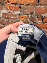 Load image into Gallery viewer, Early 2000s University of Kentucky SnapBack Hat
