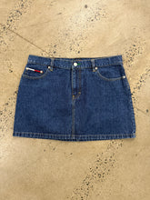 Load image into Gallery viewer, Vintage Tommy Hilfiger Denim Shirt (34)
