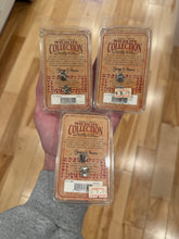 Load image into Gallery viewer, Lot of 3 Vintage Wildlife Collection Animal Pins
