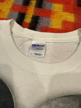 Load image into Gallery viewer, 2000s Pink Floyd Band Shirt (L)
