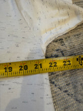 Load image into Gallery viewer, Vintage 1992 Flamingo Shirt (L)
