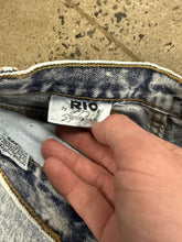 Load image into Gallery viewer, Vintage 80s Acidwash Jeans (26x28)
