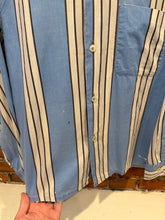 Load image into Gallery viewer, True Vintage Distressed Striped Loop Collar Button Up Shirt (M)
