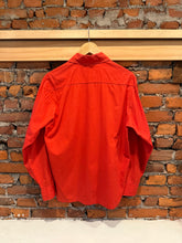 Load image into Gallery viewer, True Vintage Grants Menswear Loop Collar Red Shirt (M)
