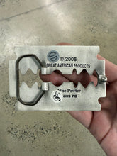 Load image into Gallery viewer, 2000s Shaved Razor Blade Belt Buckle
