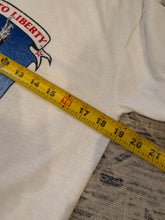 Load image into Gallery viewer, Vintage 1986 Salute To Liberty Ringer (M)
