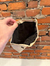 Load image into Gallery viewer, Vintage 70s Flower Bag (No Strap)
