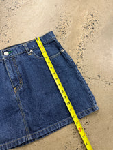 Load image into Gallery viewer, Vintage Tommy Hilfiger Denim Shirt (34)
