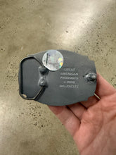 Load image into Gallery viewer, 2000s New York Giants Belt Buckle
