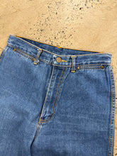 Load image into Gallery viewer, Vintage 70s Brittania High Rise Jeans (26x29)
