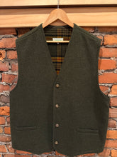 Load image into Gallery viewer, Jimmy Hourihan Wool Plaid Interior Vest (L)
