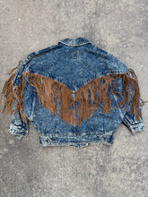 Load image into Gallery viewer, Vintage Women’s Denim Fringe Western Jacket (WS)
