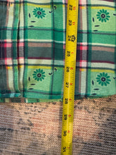 Load image into Gallery viewer, Vintage American Sweetheart Green Flannel Shirt (WL)
