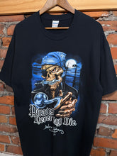 Load image into Gallery viewer, 2000s Pirates Never Say Die Shirt (L)

