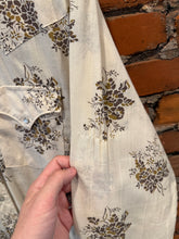 Load image into Gallery viewer, Vintage 70s Sheplers Floral Pearl Snap Shirt (XL)
